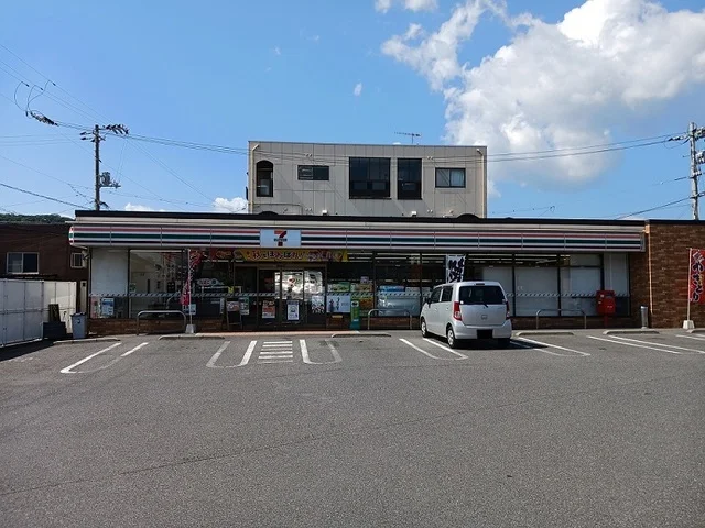 セブンイレブン南本庄店まで450m