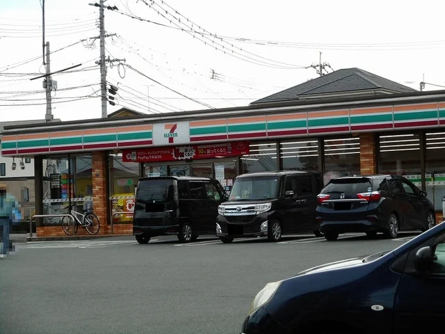 セブンイレブン山ノ神店まで700m