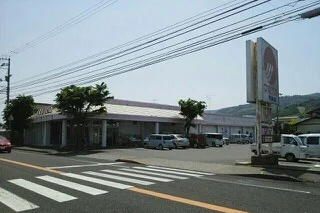 マルナカ鬼無店さんまで490m