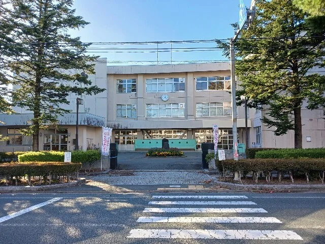盛岡市立城北小学校まで750m