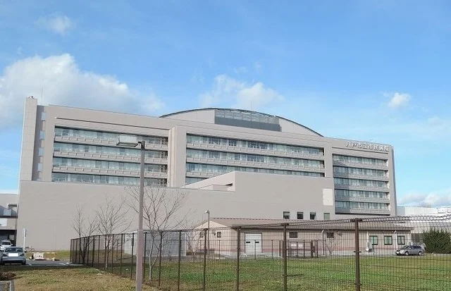 八戸市立市民病院まで1800m