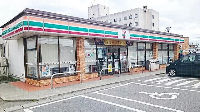 セブンイレブン奥州江刺南大通店まで1700m