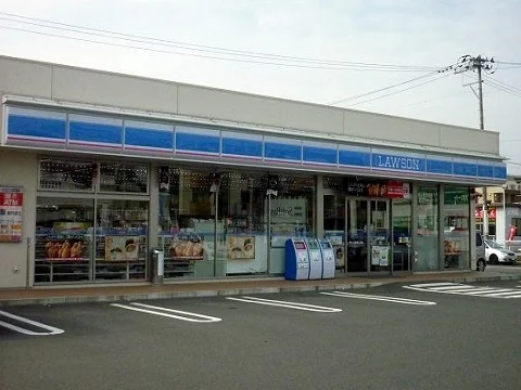 ローソン郡山堤三丁目店まで450m