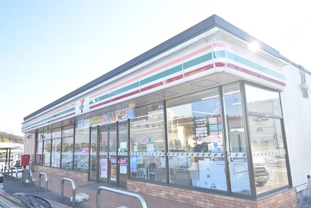 セブン-イレブン 本宮名郷店まで1400m