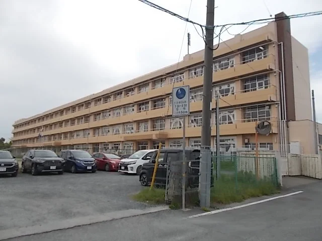 水戸市立浜田小学校まで800m
