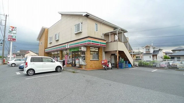 セブンイレブン木更津港南台店まで600m