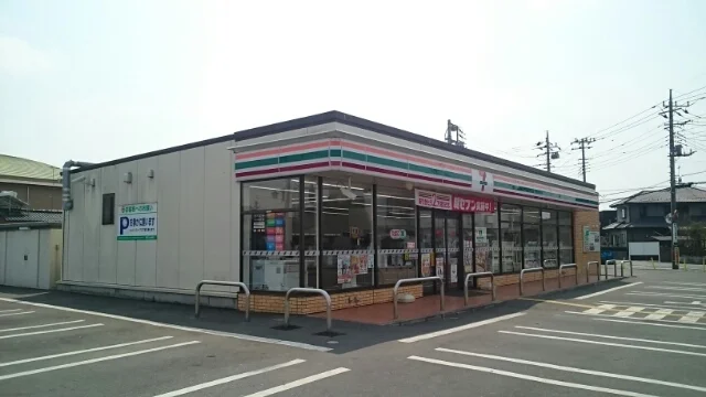 セブンイレブン久喜鷲宮5丁目店まで650m