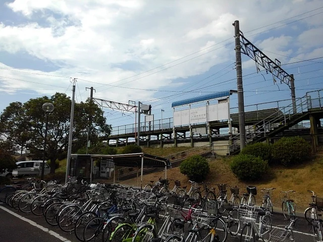 ＪＲ讃岐府中駅まで85m