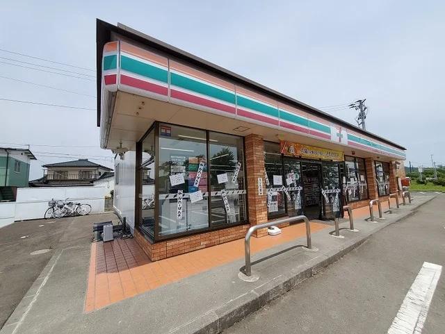 セブンイレブン柴田四日市場店まで350m