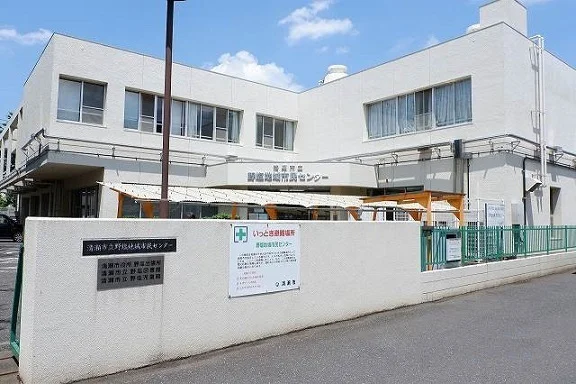 清瀬地域センター野塩図書館まで800m