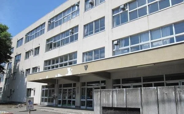 新琴似南小学校まで190m
