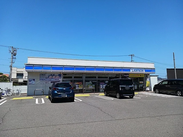 ローソン高松香西北町さんまで700m