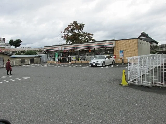 セブンイレブン那須烏山中央店まで700m
