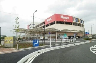 島忠ホームズ草加舎人店まで1300m