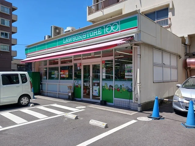 ローソンストア１００まで270m