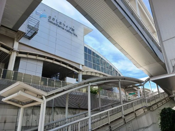あおなみ線　ささしまライブ駅まで1300m