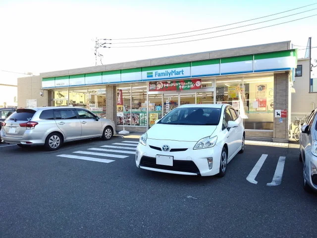 ファミリーマート博多豊2丁目店まで150m