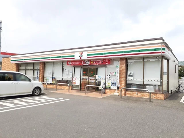 セブン坂東総合文化ホール前店まで350m