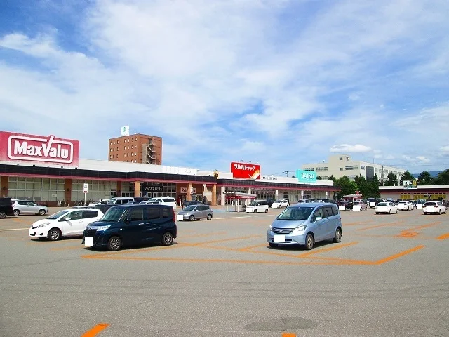 イオンタウン米沢まで3600m
