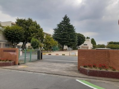 前橋市城東小学校まで240m