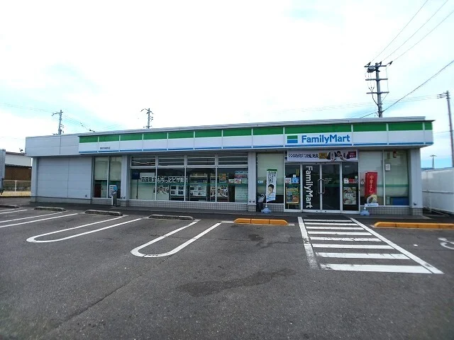 ファミリーマート高松円座店さんまで1100m