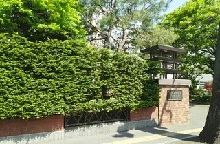 札幌龍谷学園高等学校まで250m