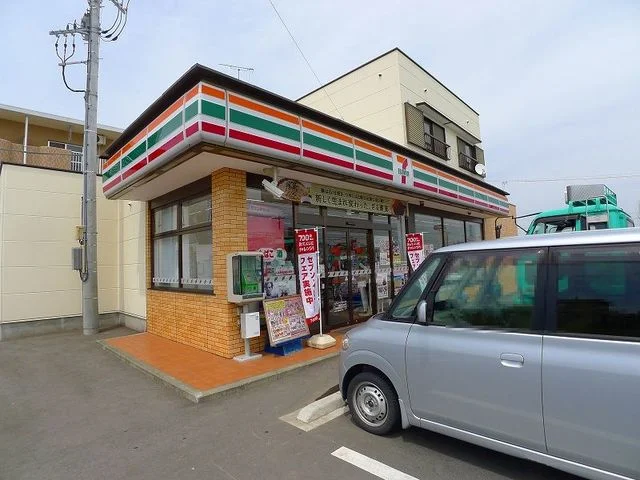 セブンイレブン　西新町店まで600m