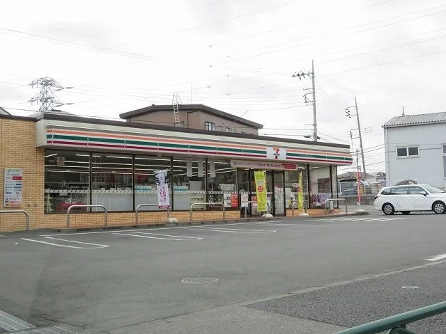 セブンイレブンまで450m