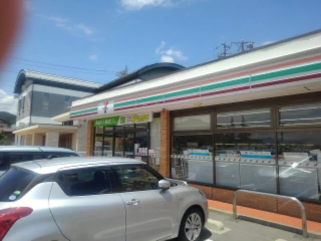 セブンイレブン長野工業高校前店まで400m
