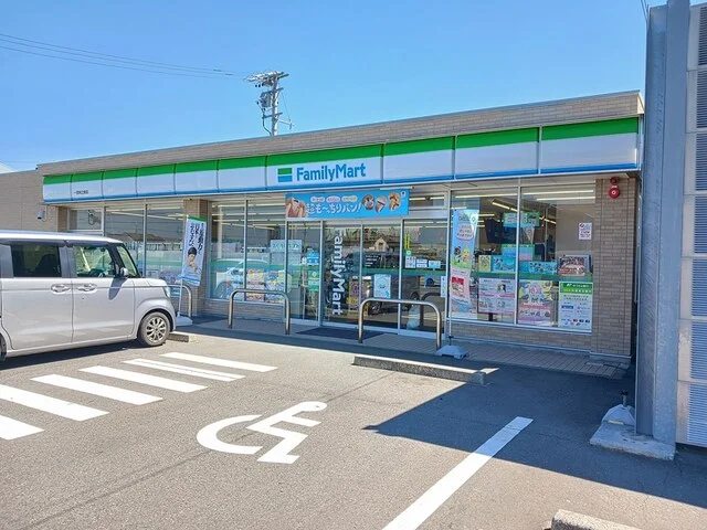 ファミリーマート一宮時之島店まで264m