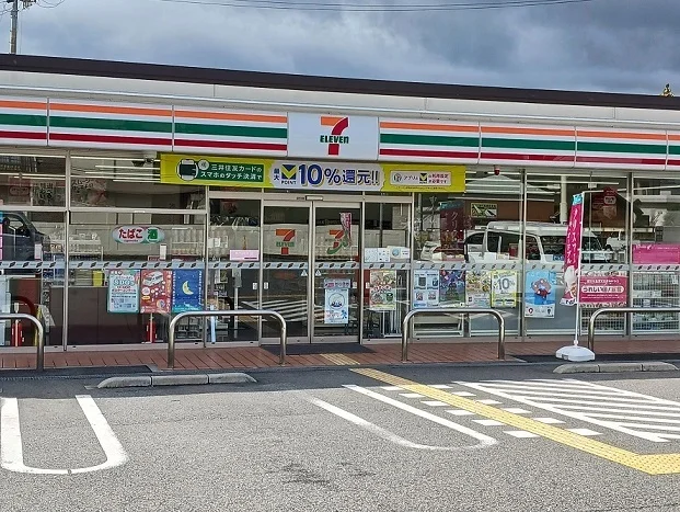 セブンイレブン小野市役所前まで500m