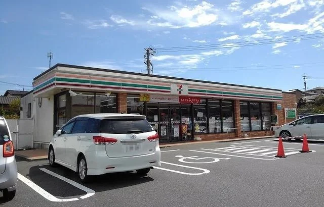 セブンイレブンまで600m