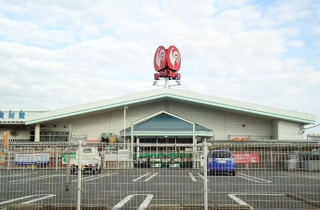 コメリハード＆グリーン横田店まで800m