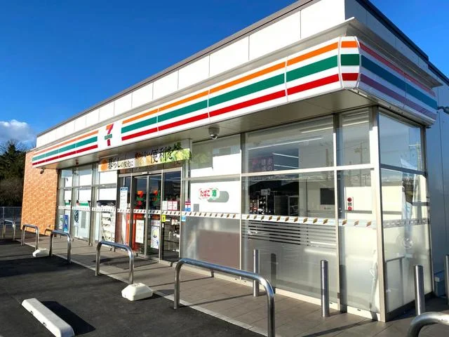 セブン-イレブン 熊谷久保島店まで400m