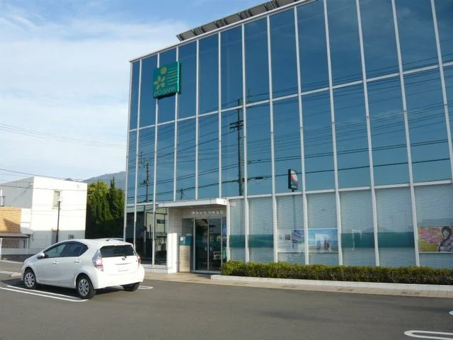 伊予銀行中萩支店様まで700m