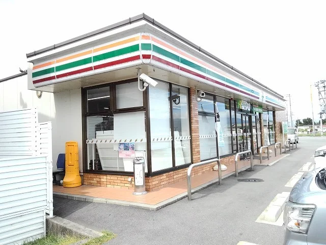 セブンイレブン甲府中道橋店まで700m