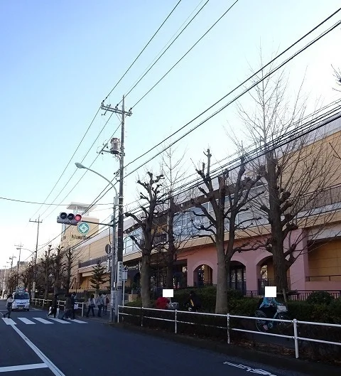 モリタウンまで1900m