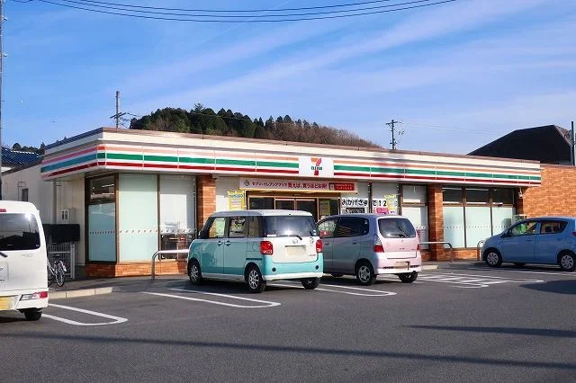 セブンイレブンまで1200m
