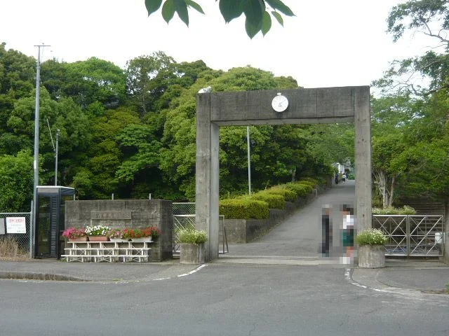 川内中央中学校まで400m
