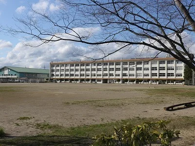 仙台市立将監中央小学校まで850m