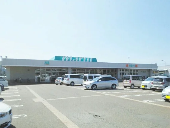 マルイまで830m