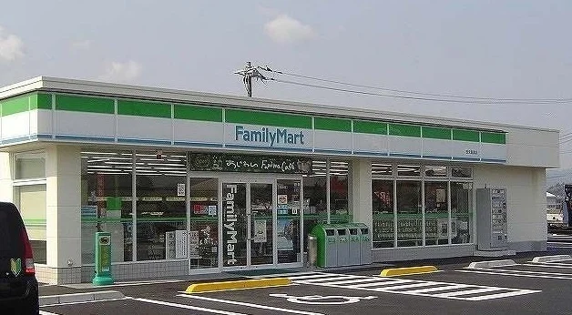 ファミリーマート松江古志原店まで89m