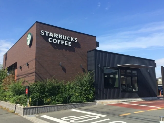 スターバックス浜松新津町店まで400m