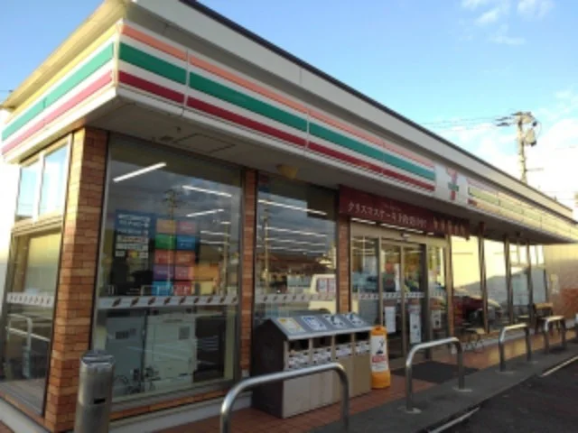 セブンイレブン加茂大郷町店まで50m