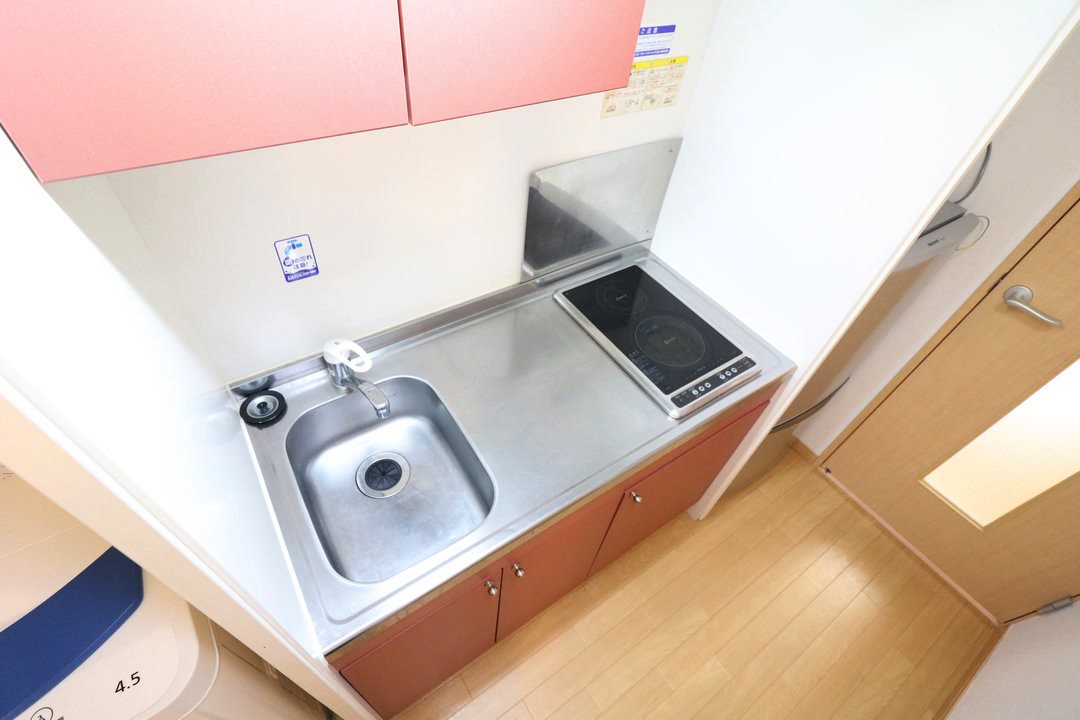 ２口ラジエントヒーター・料理好きには嬉しい広い調理台♪