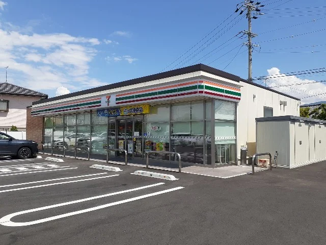 セブンイレブン更埴インター南店まで900m