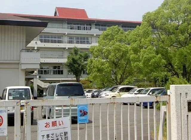 焼津中学校まで350m