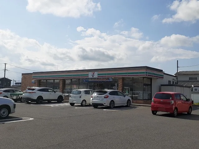 セブンイレブン古川小稲葉町店まで450m