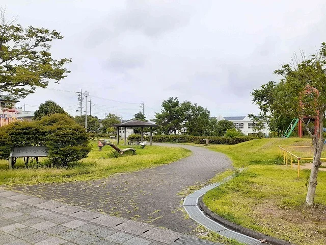 西岸もくせい公園まで280m