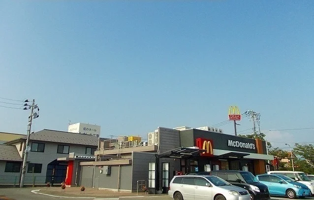 マクドナルド　広面店まで450m